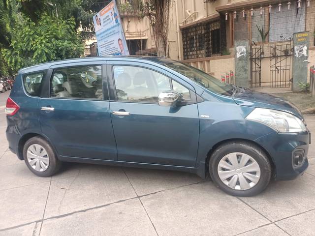 https://images10.gaadi.com/usedcar_image/4172551/original/processed_a6312e3b312080fd903cd0e02cde4cf3.jpg?imwidth=6401