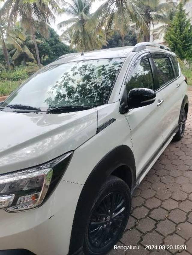 https://images10.gaadi.com/usedcar_image/4172649/original/processed_d1481134-04d9-466b-b0e5-b87148442865.jpg?imwidth=6402