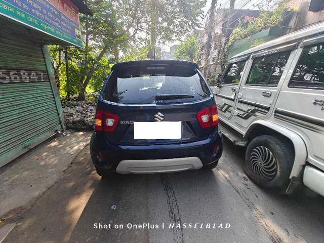 https://images10.gaadi.com/usedcar_image/4172918/original/processed_293f891d-a41a-4038-81de-72246838928c.jpg?imwidth=6401