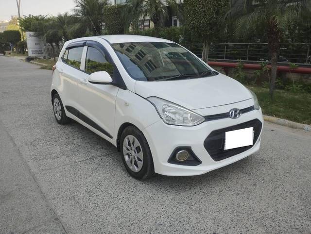 https://images10.gaadi.com/usedcar_image/4172963/original/processed_4f7ceff1fe57da0a8ef682bef94244ce.jpg?imwidth=6400