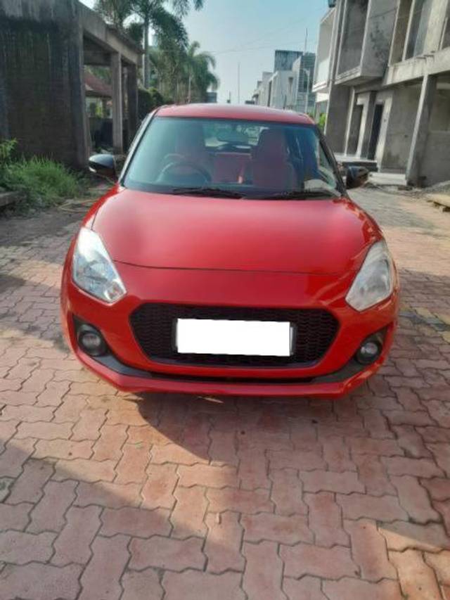 https://images10.gaadi.com/usedcar_image/4173127/original/processed_bc6b73f7-4b53-46ab-bf32-1bf35938e330.jpg?imwidth=6400