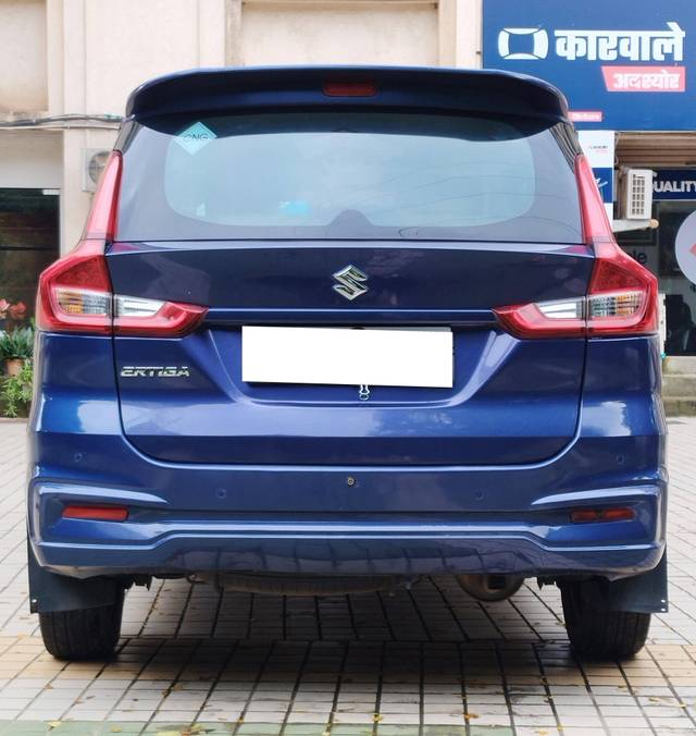 https://images10.gaadi.com/usedcar_image/4173214/original/processed_a63b09a516843f072e032e456b91dc4d.jpg?imwidth=6402