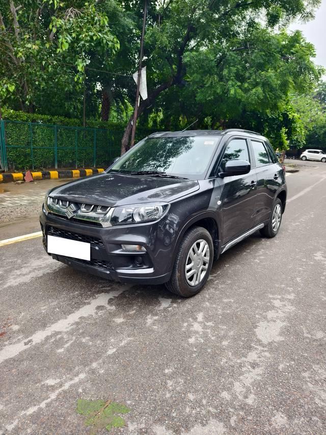 https://images10.gaadi.com/usedcar_image/4173265/original/processed_b4916706a181eb18ac1498d9bf8769a1.jpg?imwidth=6402