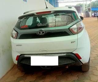 Tata Nexon 2017-2020 Tata Nexon 1.5 Revotorq XT