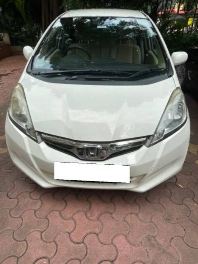 https://images10.gaadi.com/usedcar_image/4173462/original/processed_6c6c186e-7346-4d0f-ab30-a5ad2028081f.jpg?imwidth=6400