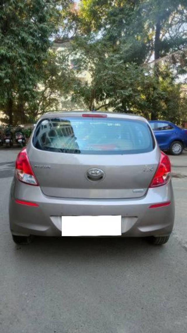 https://images10.gaadi.com/usedcar_image/4173529/original/processed_7065a31c-ca2a-4943-adfd-19bc0b172600.jpg?imwidth=6401