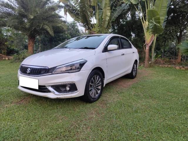 https://images10.gaadi.com/usedcar_image/4173662/original/processed_e3b44c8a-30f7-41ad-bb2d-f3284d289bc6.jpg?imwidth=6401