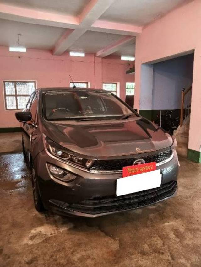 https://images10.gaadi.com/usedcar_image/4173663/original/processed_f6f39581-1ed7-4d28-94dc-f5ff83fe85c0.jpg?imwidth=6400