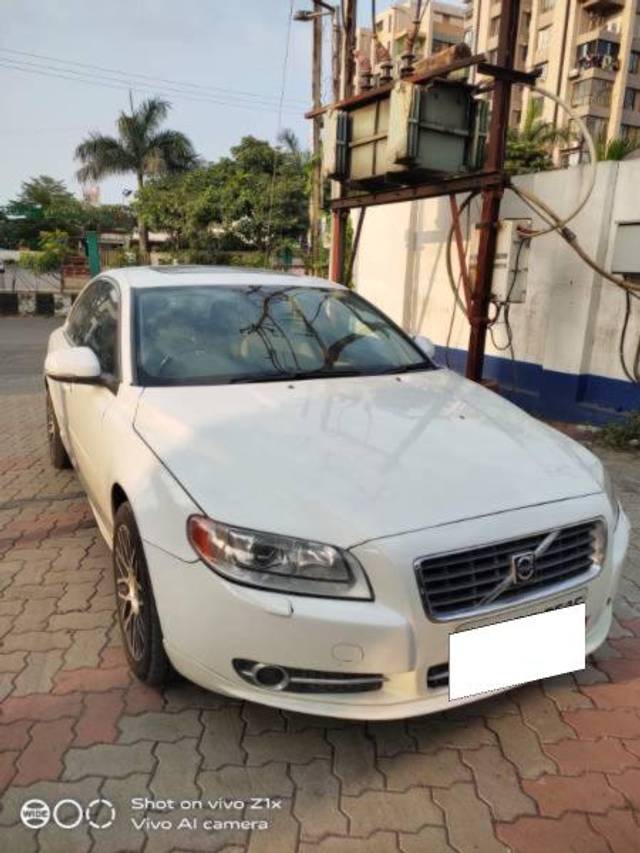 https://images10.gaadi.com/usedcar_image/4173900/original/processed_816e546b-5883-4d55-b4ef-df1fb08310d2.jpg?imwidth=6400