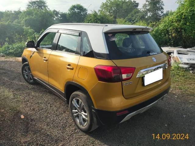 https://images10.gaadi.com/usedcar_image/4173959/original/processed_52c98acd-2545-4ebe-8634-ab01619136c7.jpg?imwidth=6401