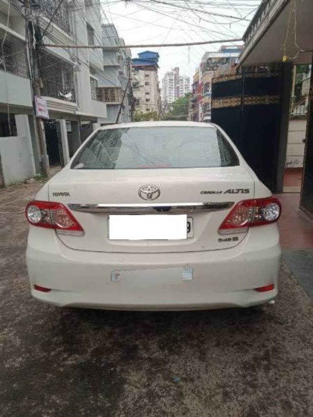 https://images10.gaadi.com/usedcar_image/4173960/original/processed_c746172d-8b75-4d2b-a8ac-422830c28406.jpg?imwidth=6402