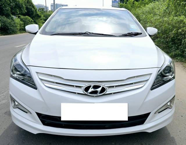 https://images10.gaadi.com/usedcar_image/4174101/original/processed_4d7d0a321607c3db81aed91dfe433ebb.jpg?imwidth=6400