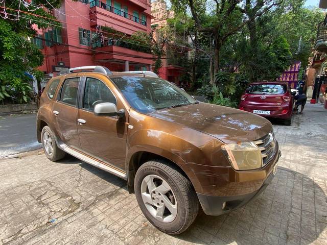 https://images10.gaadi.com/usedcar_image/4174157/original/processed_8015d63b282f50a4f16d1e6704f9e633.jpg?imwidth=6400