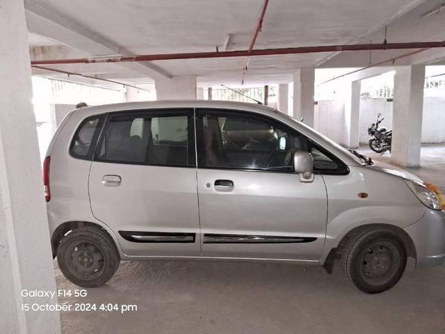 https://images10.gaadi.com/usedcar_image/4174160/original/processed_6a6dc711-dc41-4bc0-9282-e342f66a51e3.jpg?imwidth=6402