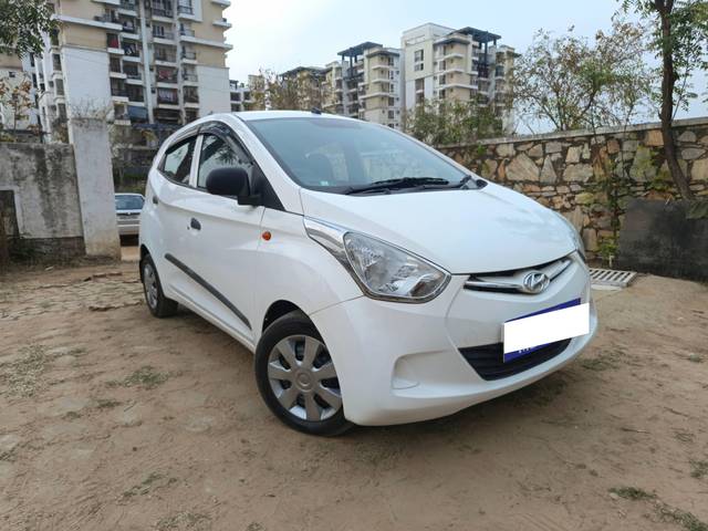 https://images10.gaadi.com/usedcar_image/4174198/original/processed_694422ae8ec20b4b138911d1ca378d68.jpg?imwidth=6400