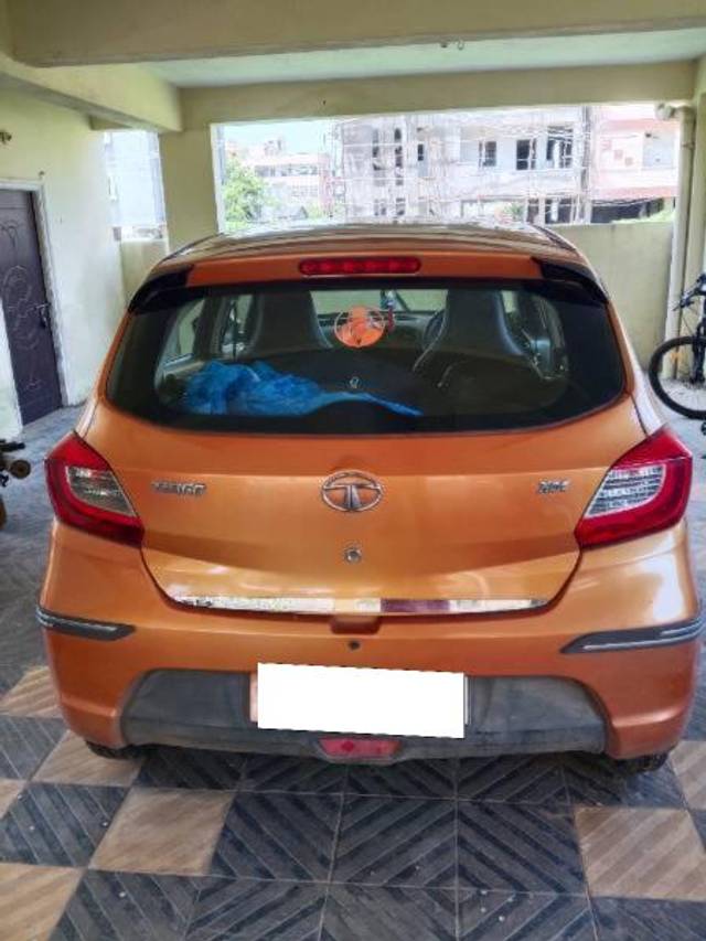 https://images10.gaadi.com/usedcar_image/4174261/original/processed_3e5c31e9-3717-40da-b713-6d4025de5738.jpg?imwidth=6402