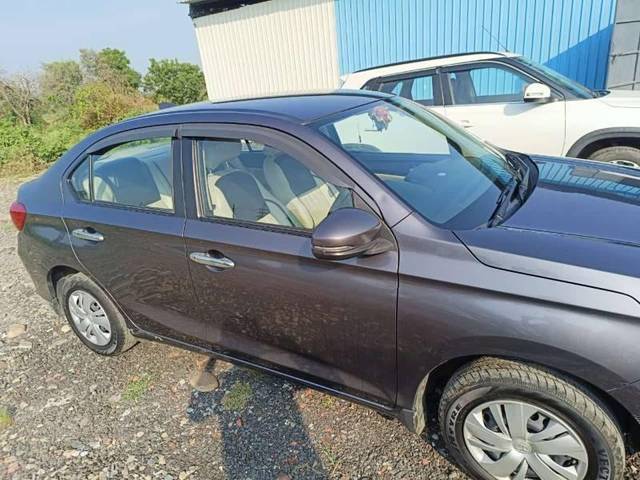 https://images10.gaadi.com/usedcar_image/4174324/original/processed_16bbc293-fb11-4cc3-b786-cc31ddb66fd9.jpg?imwidth=6401