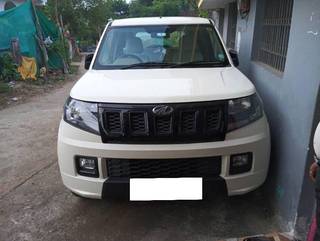 Mahindra TUV 300 Mahindra TUV 300 T4 Plus BSIV