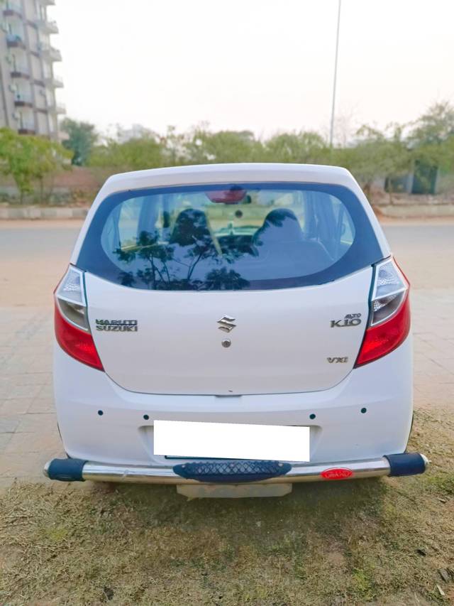 https://images10.gaadi.com/usedcar_image/4174360/original/processed_7defa0c3bc17a76cc0e40bc7323fee72.jpg?imwidth=6401