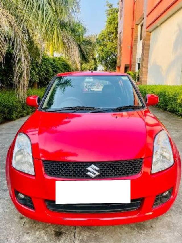 https://images10.gaadi.com/usedcar_image/4174639/original/processed_6832c859-c62e-43de-b6bd-9a438e2e74b1.jpeg?imwidth=6400