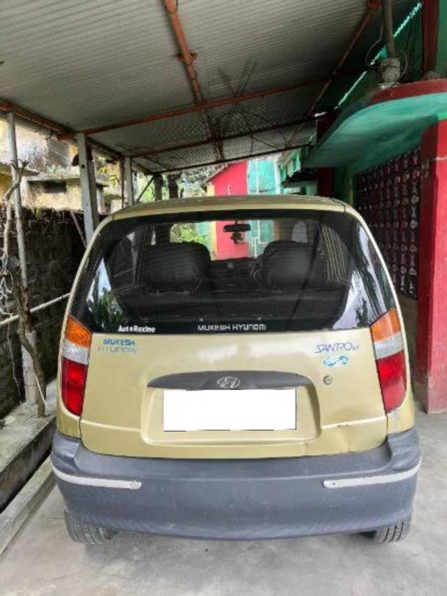 https://images10.gaadi.com/usedcar_image/4174721/original/processed_0042db06-96ed-4ba0-b3d5-32313377e5e3.jpg?imwidth=6402