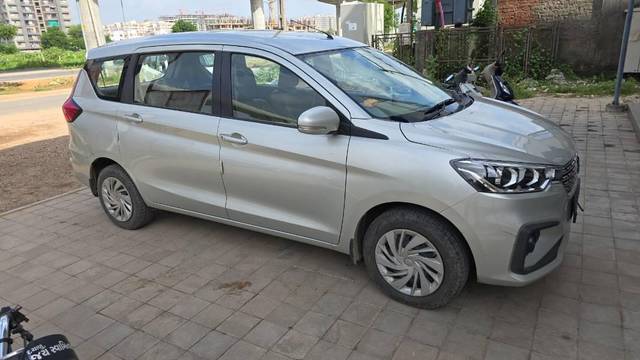 https://images10.gaadi.com/usedcar_image/4174838/original/processed_16aacedf-011f-4222-8d08-116ec2d2652f.jpg?imwidth=6400