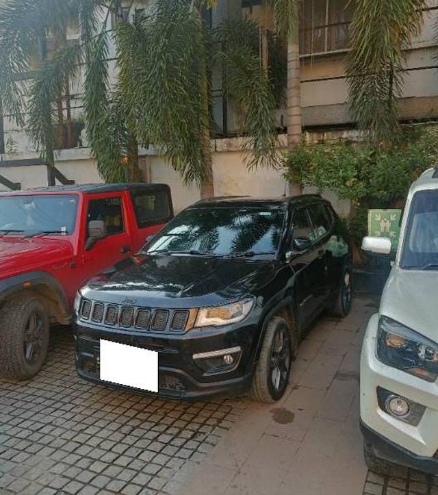 https://images10.gaadi.com/usedcar_image/4175041/original/processed_b9c90626-3138-418d-9730-fb0edeb4391e.jpg?imwidth=6400