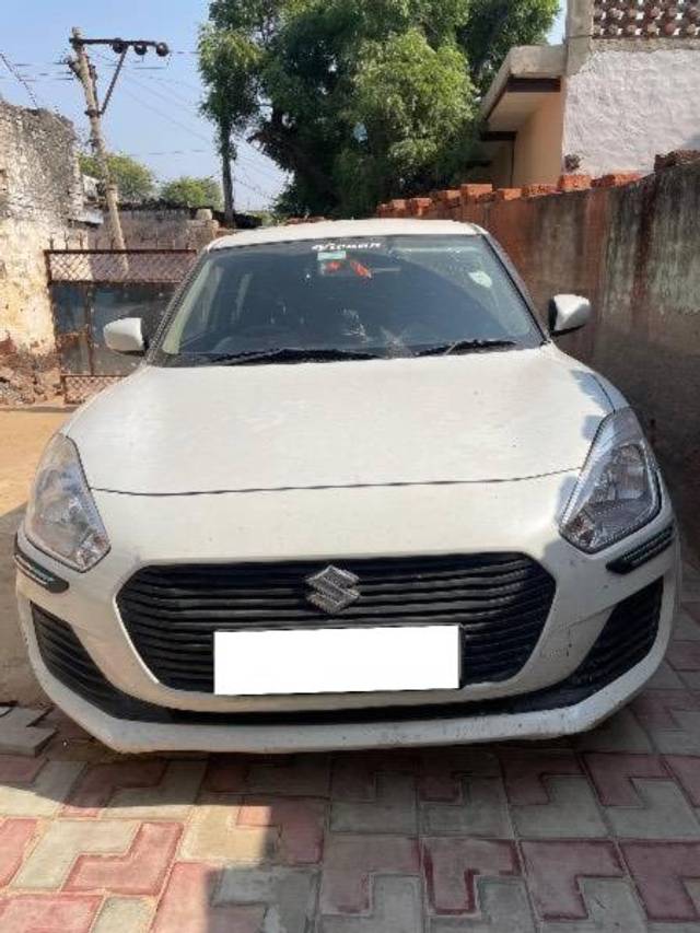 https://images10.gaadi.com/usedcar_image/4175109/original/processed_727bed4b-73eb-48eb-acb6-8e1cebe716c0.jpg?imwidth=6400