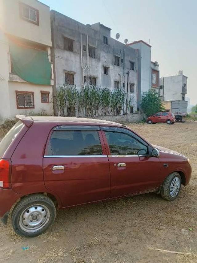 https://images10.gaadi.com/usedcar_image/4175148/original/processed_ba8cd7c8-b276-414b-94b3-283a9ade9ba9.jpg?imwidth=6401