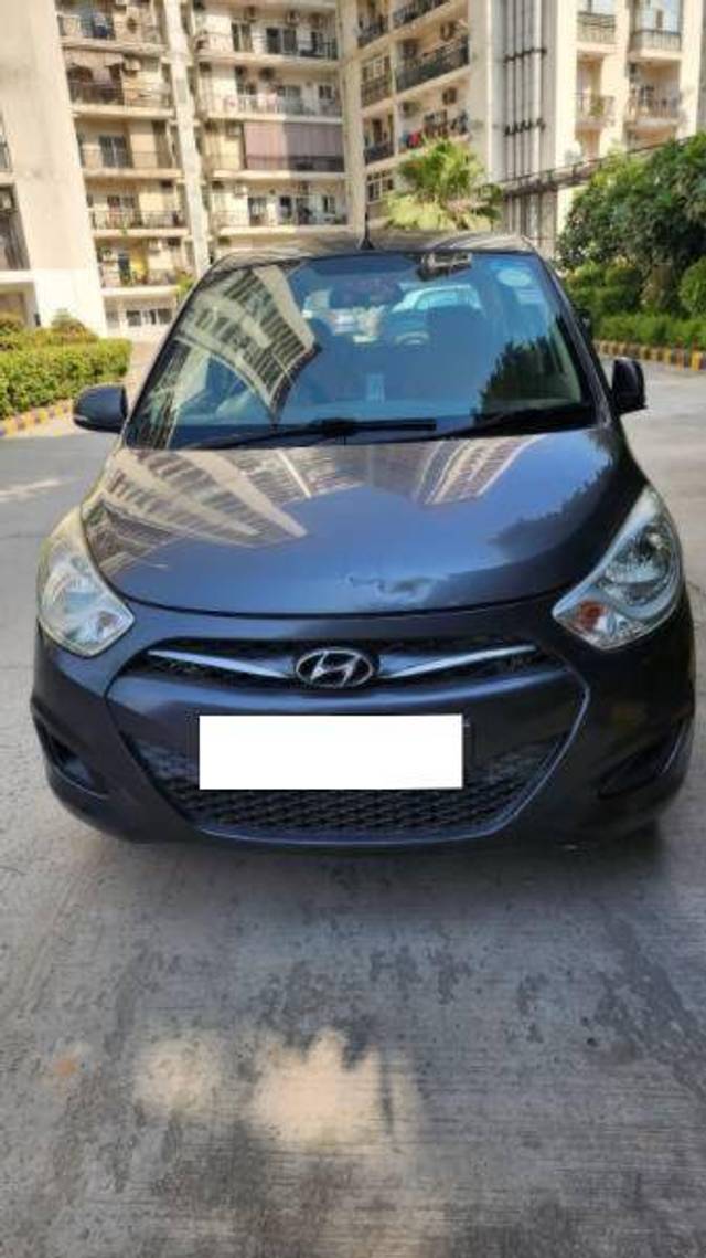 https://images10.gaadi.com/usedcar_image/4175191/original/58078cf06ccccd0446c66271188add45.jpg?imwidth=6400