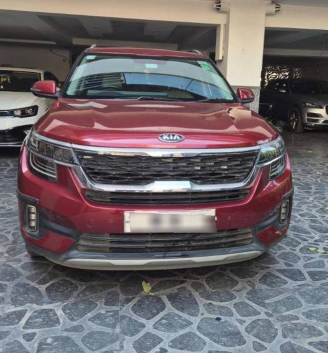 https://images10.gaadi.com/usedcar_image/4175282/original/364cb035a1d62fd4a656699e60411fbe.jpg?imwidth=6400