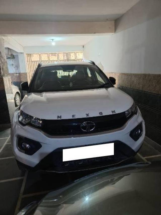 https://images10.gaadi.com/usedcar_image/4175293/original/4fc49ee272f9848d63ad9635a723c6d3.jpg?imwidth=6400