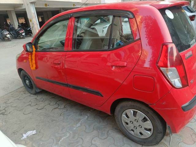 https://images10.gaadi.com/usedcar_image/4175303/original/93bc9de6b58a93f7cc407c452f528546.jpeg?imwidth=6402