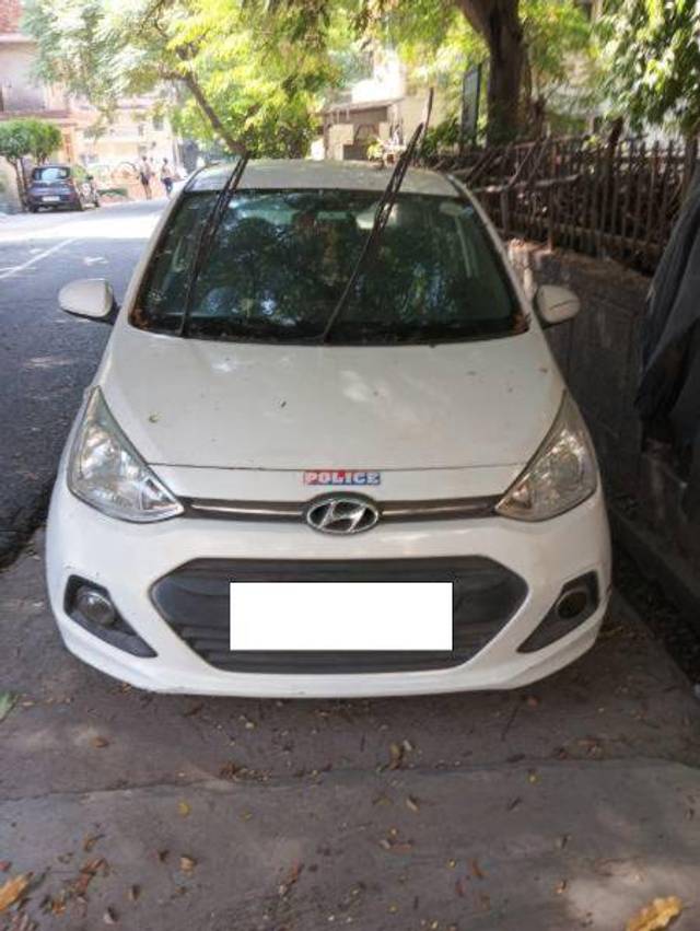 https://images10.gaadi.com/usedcar_image/4175350/original/f36a6e5bfb227cd107979d642ca9c551.jpg?imwidth=6400