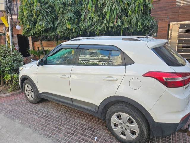 https://images10.gaadi.com/usedcar_image/4175363/original/affa88a652dc5781ec36791a31a25bcc.jpg?imwidth=6402