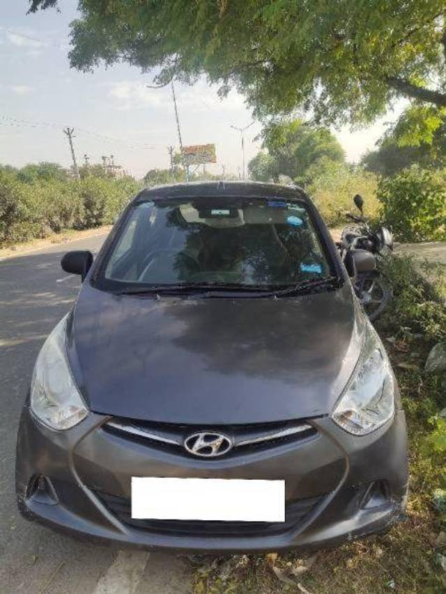 https://images10.gaadi.com/usedcar_image/4175366/original/f9958920737eabf737ad1c166eb044fd.jpg?imwidth=6400