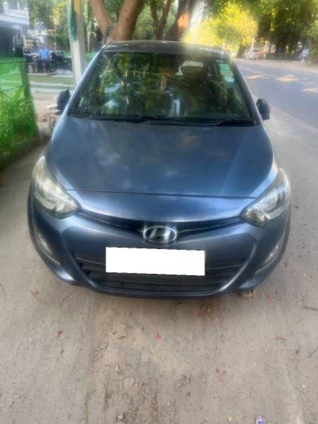 https://images10.gaadi.com/usedcar_image/4175410/original/d873528f71aec2a29c797dd580f2218f.jpeg?imwidth=6400