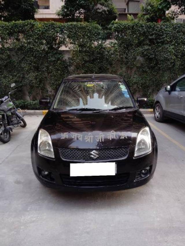 https://images10.gaadi.com/usedcar_image/4175432/original/2ce70e96db8052680975b9f27a9479b7.jpg?imwidth=6400