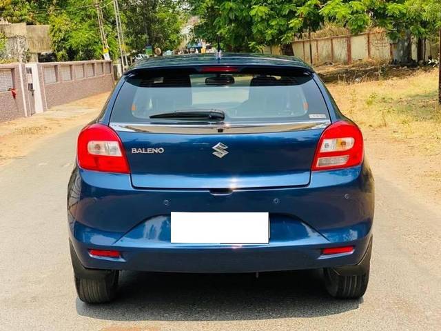 https://images10.gaadi.com/usedcar_image/4175507/original/processed_97d406b3-eb11-4011-ba1a-4e52b794647b.jpeg?imwidth=6402