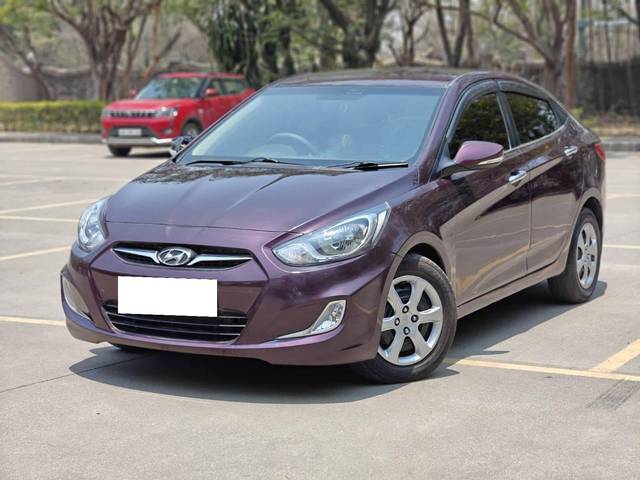 https://images10.gaadi.com/usedcar_image/4175591/original/processed_23c633daebc864e7eb02fdbb462af8d3.jpg?imwidth=6400