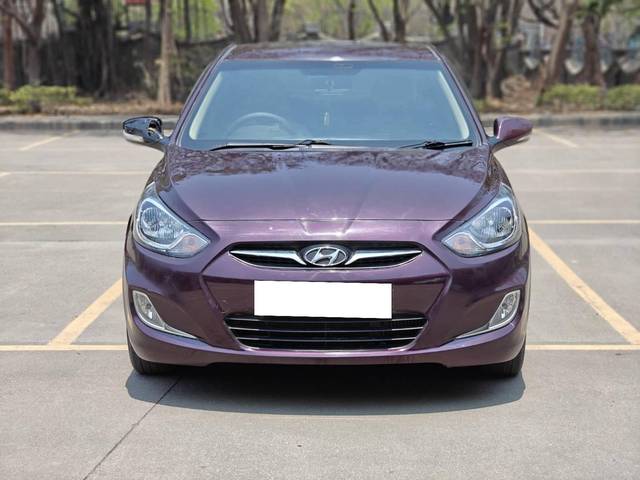 https://images10.gaadi.com/usedcar_image/4175591/original/processed_2469febb92cfb75124119202f54c3af5.jpg?imwidth=6401