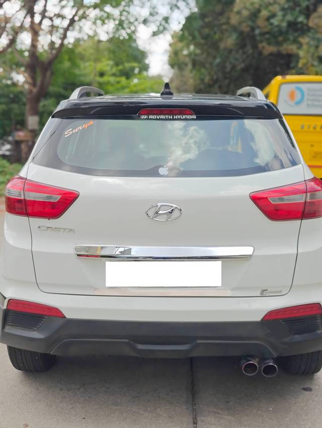 https://images10.gaadi.com/usedcar_image/4175732/original/processed_d58bda1adc89d22467e0f0f000bbcc11.jpg?imwidth=6402