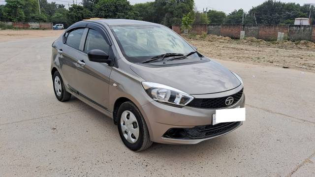 https://images10.gaadi.com/usedcar_image/4175774/original/processed_d296be0248cfb7814a25e2127fdfce7b.jpg?imwidth=6400