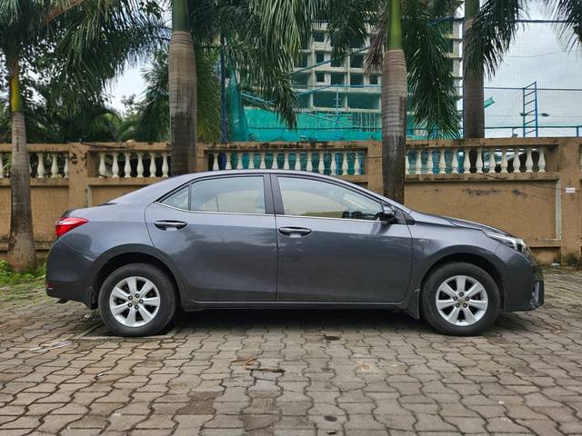 https://images10.gaadi.com/usedcar_image/4175903/original/7e21154756a83a4ff64e08008276814f.jpg?imwidth=6401