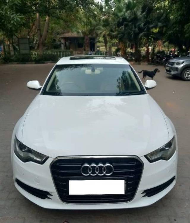 https://images10.gaadi.com/usedcar_image/4175946/original/processed_4bd46ed9-9f35-41e8-b2c3-d485785ff044.jpeg?imwidth=6400