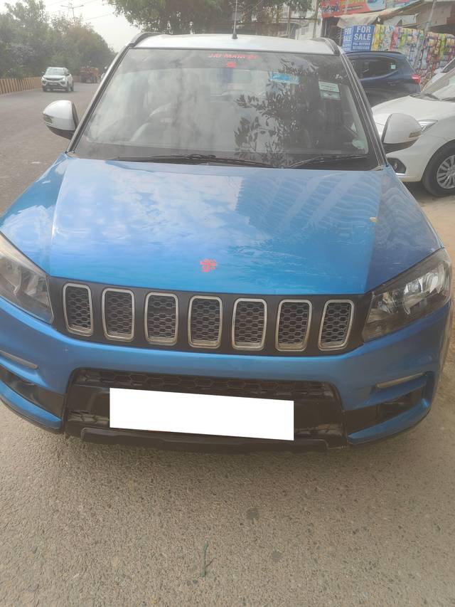 https://images10.gaadi.com/usedcar_image/4175994/original/processed_f9aca36351509f09e7e8e60c473d6cb6.jpg?imwidth=6400