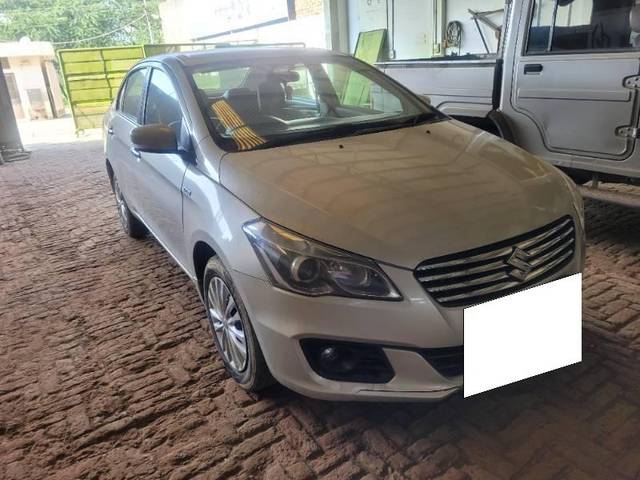 https://images10.gaadi.com/usedcar_image/4176036/original/processed_81932bfa-2d90-4d8f-9a58-efdb5647dc20.jpg?imwidth=6400