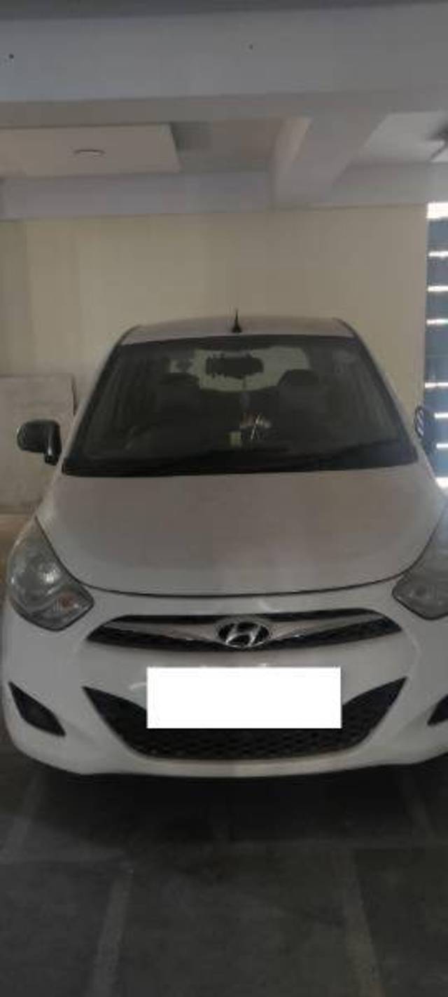 https://images10.gaadi.com/usedcar_image/4176092/original/11fb0d283b39d0439734bf064f96ead5.jpg?imwidth=6400