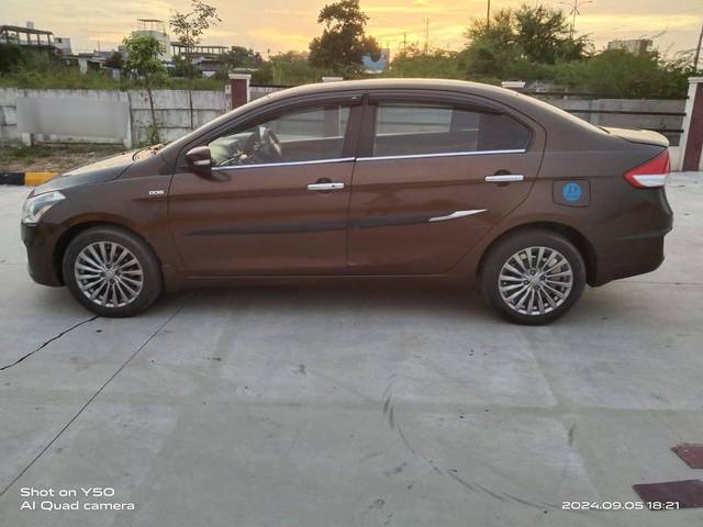 https://images10.gaadi.com/usedcar_image/4176201/original/processed_344d85a40c2ce04f883ea9317f9435c8.jpg?imwidth=6402