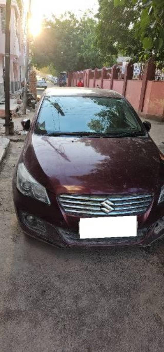 https://images10.gaadi.com/usedcar_image/4176253/original/processed_26ced53b-e239-40aa-b355-425d729b50d8.jpg?imwidth=6400